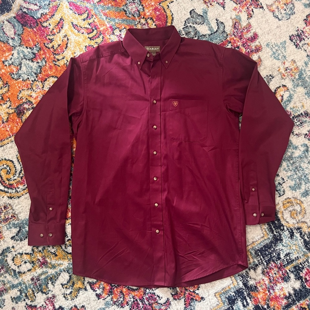 Ariat Men’s Long Sleeve Dress Shirt
